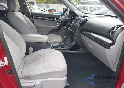 2011 Kia Sorento Lx из США, поврежденный, VIN 5XYKT3A13BG082330